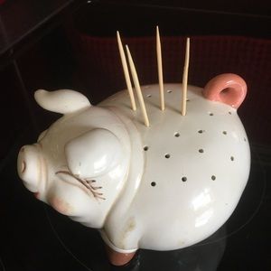 Vintage adorable ceramic pig, toothpick holder